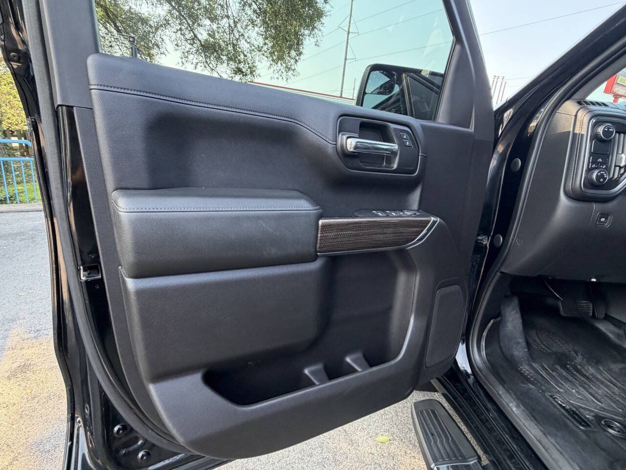 Used 2020 Chevrolet Silverado 1500 LT w/ Texas Edition RWD image 30