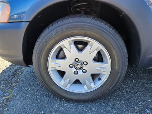 Used 2006 Volvo XC70 AWD/4WD image 8