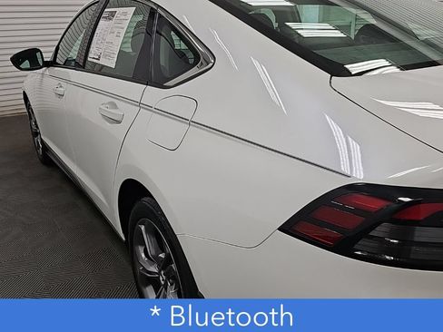 Certified 2024 Honda Accord EX image 7