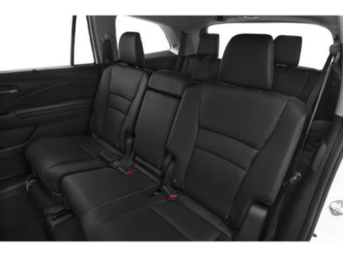 Used 2022 Honda Pilot Touring image 13