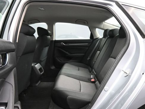 Used 2018 Honda Accord LX image 14