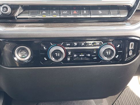 Used 2023 Chevrolet Silverado 1500 RST w/ Z71 Off-Road Package image 19