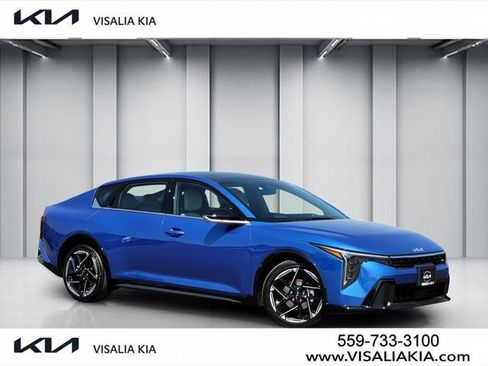 New 2025 Kia K4 GT-Line Turbo w/ GT-Line Premium Package FWD image 1
