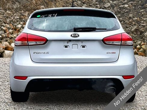 Used 2016 Kia Forte EX FWD image 4