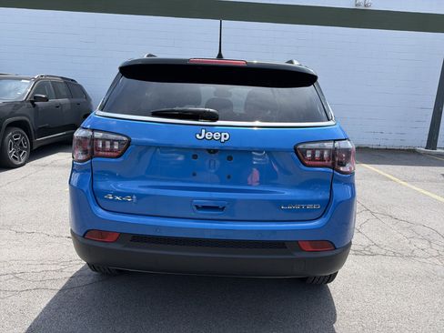 Used 2024 Jeep Compass Limited AWD/4WD image 6