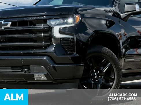 Used 2024 Chevrolet Silverado 1500 High Country w/ Midnight Edition AWD/4WD image 10
