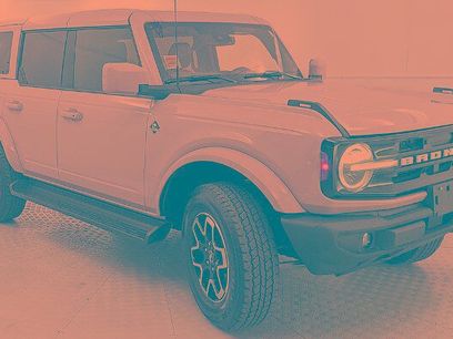 Certified 2025 Ford Bronco Outer Banks