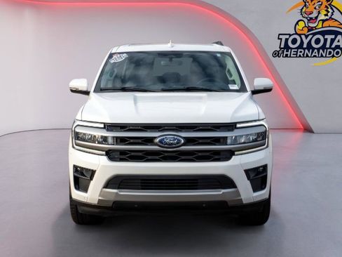 Used 2024 Ford Expedition Max XLT image 2