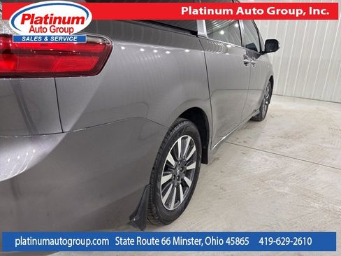 Used 2018 Toyota Sienna Limited Premium image 46
