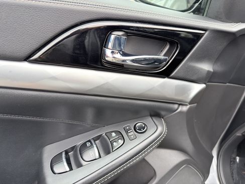 Used 2023 Nissan Maxima SV w/ Floor Mat Group FWD image 23