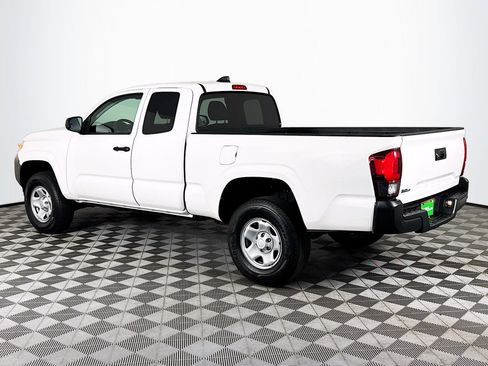 Used 2020 Toyota Tacoma SR RWD image 6