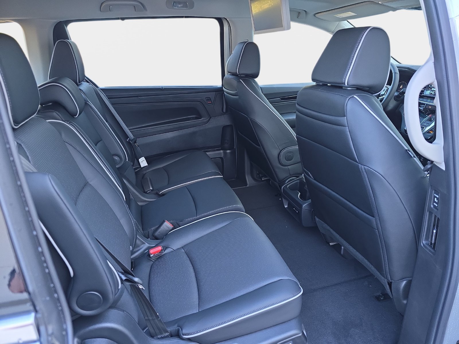 New 2027 Honda Odyssey Elite image 11