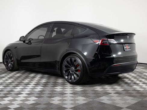 Used 2021 Tesla Model Y Performance image 4