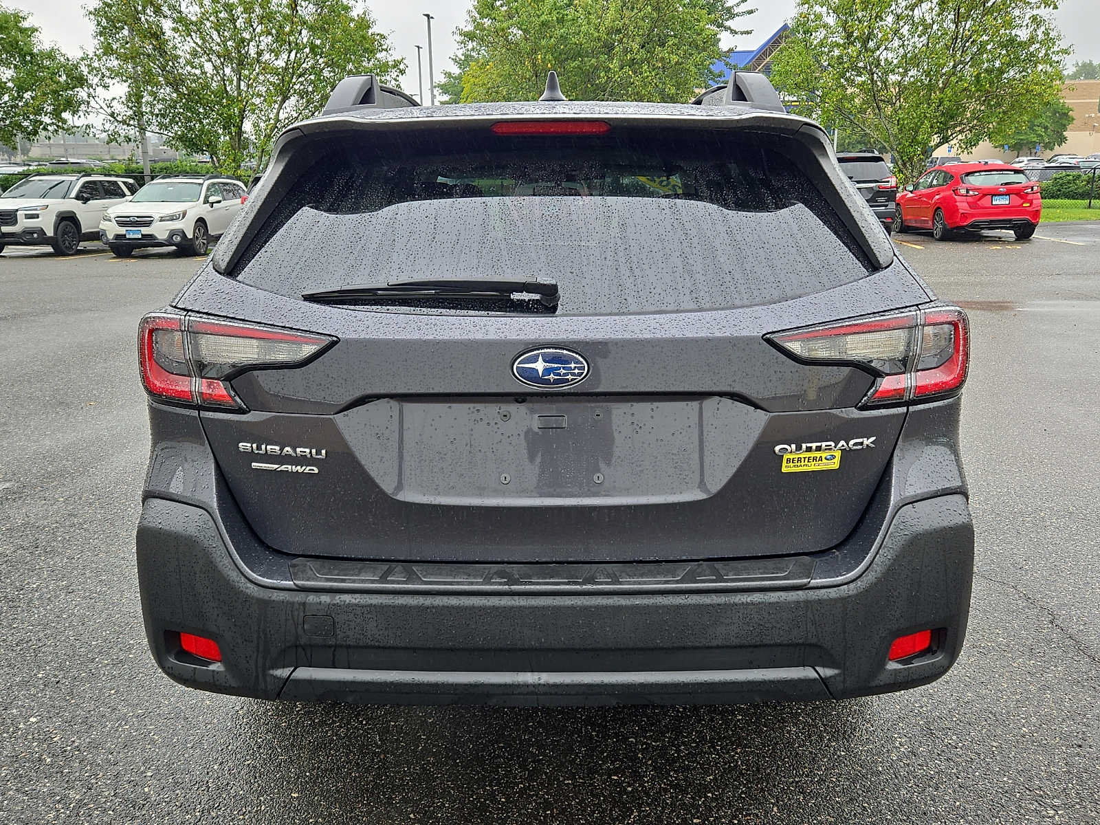 Used 2024 Subaru Outback Premium AWD/4WD image 5