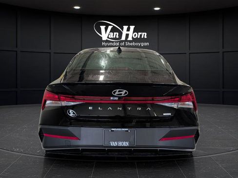 New 2026 Hyundai Elantra Sport FWD image 12