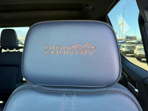 Used 2023 Chevrolet Silverado 1500 High Country w/ Technology Package image 41