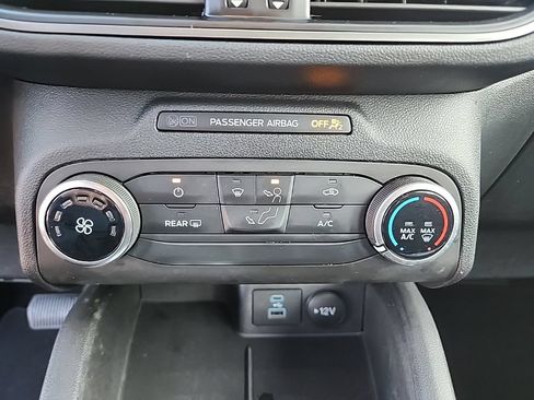Used 2023 Ford Escape FWD image 19