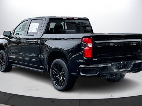 Used 2025 Chevrolet Silverado 1500 High Country w/ Midnight Edition image 7