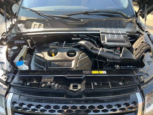 Used 2017 Land Rover Range Rover Evoque SE Premium AWD/4WD image 26