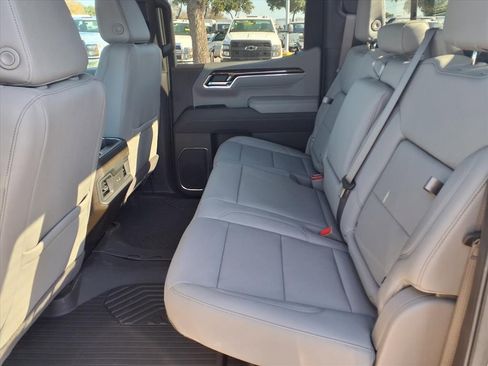 New 2026 Chevrolet Silverado 1500 LT Trail Boss w/ Safety Package image 7