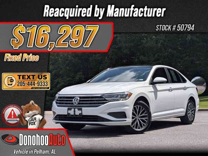 Used 2021 Volkswagen Jetta SE w/ SE Cold Weather Package