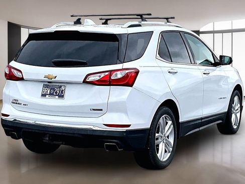 Certified 2018 Chevrolet Equinox Premier FWD image 2