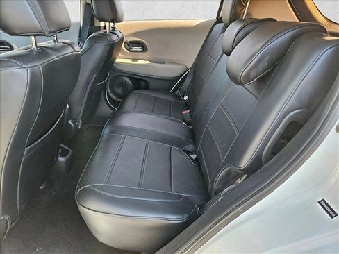 Used 2016 Honda HR-V LX image 23