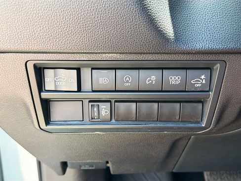 Used 2024 Toyota Tundra SR5 w/ SR5 Convenience Package AWD/4WD image 28