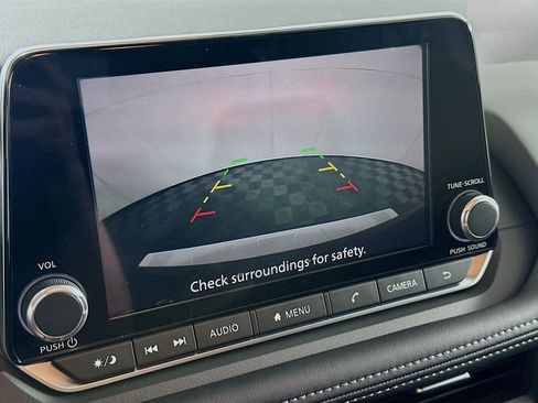 Used 2026 Nissan Rogue SV image 21