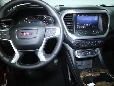 Used 2020 GMC Acadia SLE w/ Driver Convenience Package FWD image 29
