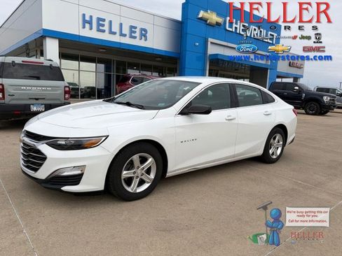 Used 2020 Chevrolet Malibu LS image 1