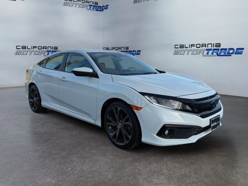 Used 2021 Honda Civic Sport image 3