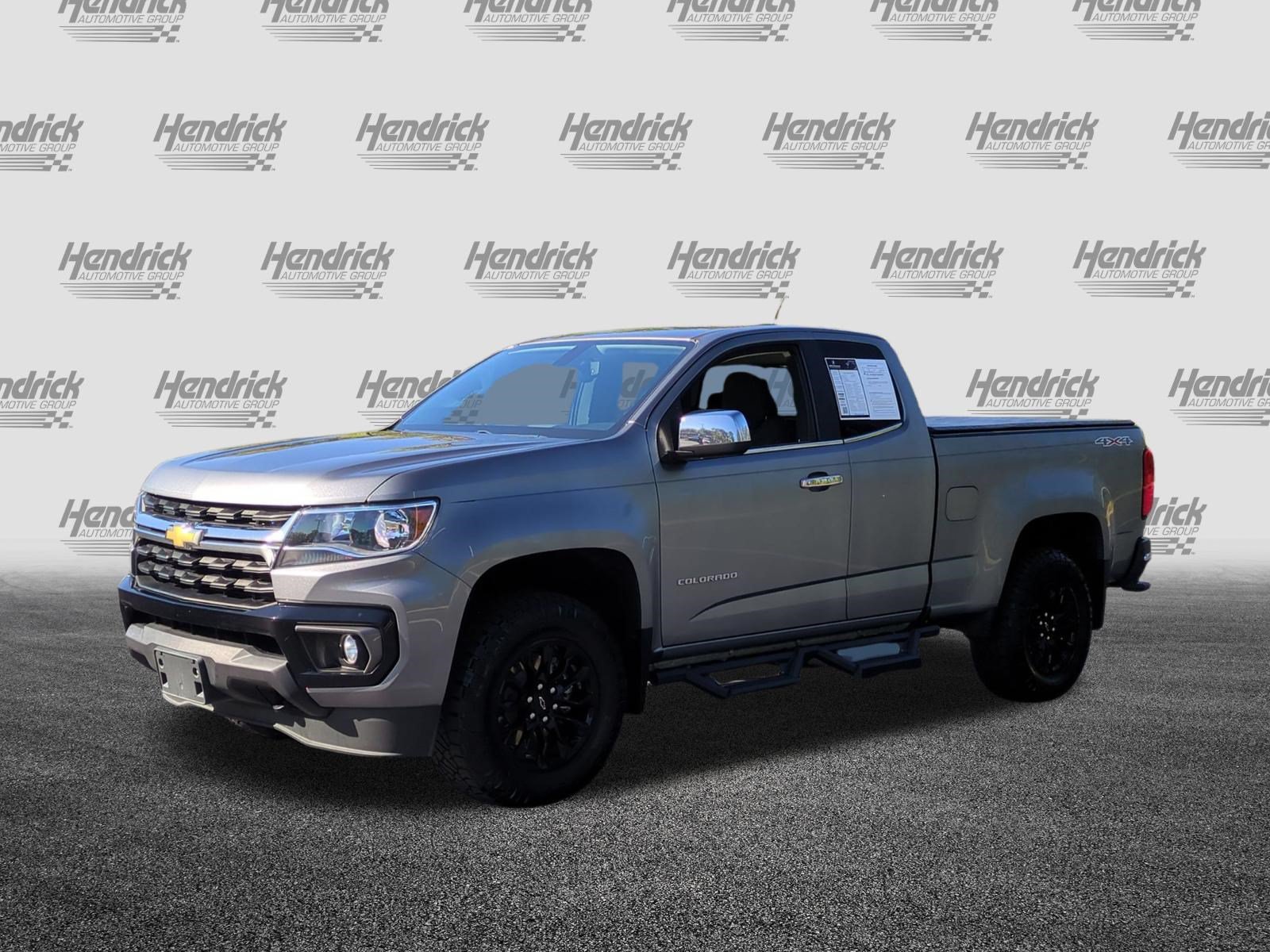 Used 2022 Chevrolet Colorado LT w/ LT Convenience Package AWD/4WD image 5