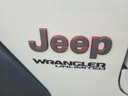 Used 2021 Jeep Wrangler Unlimited Rubicon image 7