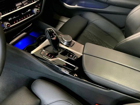 Certified 2023 BMW 540i xDrive w/ M Sport Package image 17