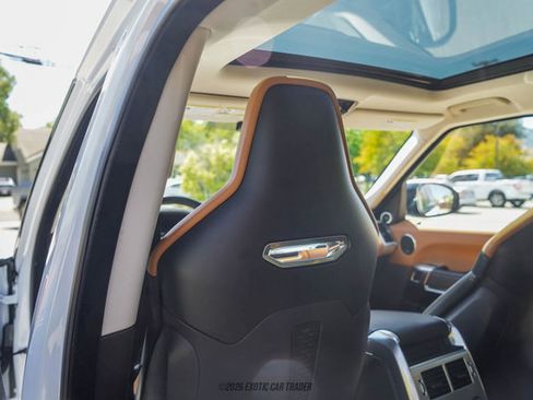 Used 2022 Land Rover Range Rover Sport SVR image 41