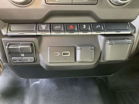 Used 2023 Chevrolet Silverado 2500 Custom w/ Custom Value Package AWD/4WD image 19