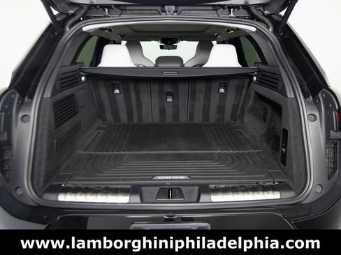 Used 2024 Land Rover Range Rover Sport image 43