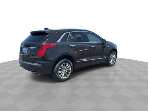 Used 2017 Cadillac XT5 Luxury FWD image 8