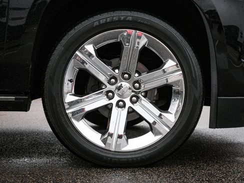 Used 2020 Cadillac Escalade ESV Premium Luxury image 19