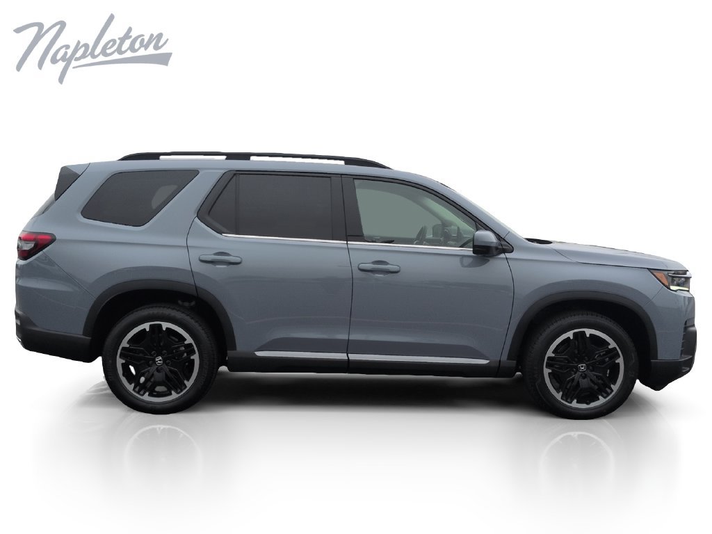 New 2026 Honda Pilot Touring image 7