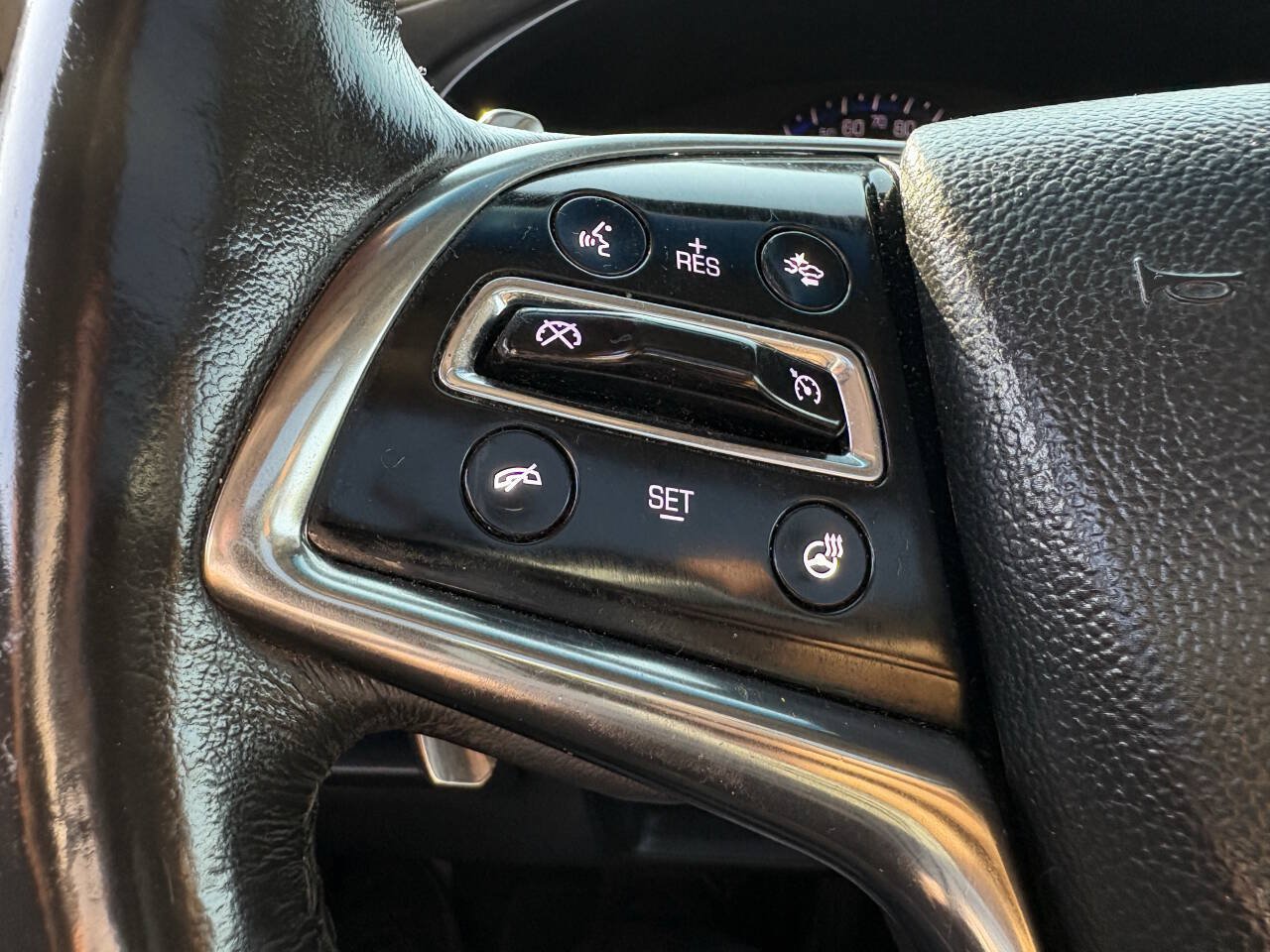 Used 2014 Cadillac CTS Luxury RWD image 40