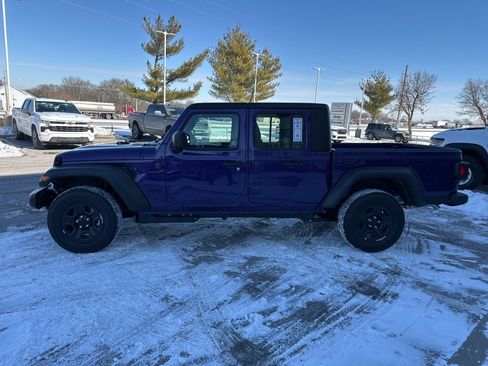 New 2026 Jeep Gladiator Sport image 17