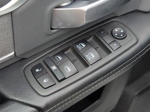 Used 2022 RAM 2500 Big Horn image 17