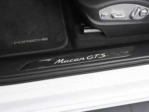 Certified 2022 Porsche Macan GTS AWD/4WD image 16