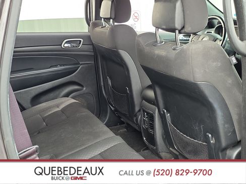 Used 2021 Jeep Grand Cherokee Laredo RWD image 42