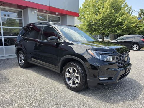 Used 2023 Honda Passport TrailSport image 1