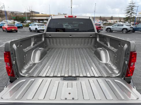 Used 2014 Chevrolet Silverado 2500 LT w/ Interior Plus Package image 20