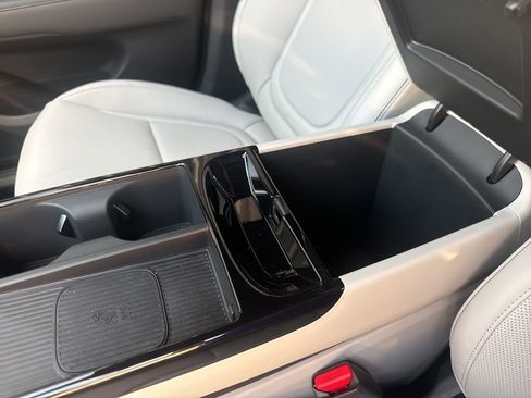 New 2026 Hyundai Tucson Limited w/ Tow & Go Package image 17