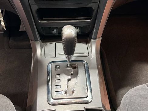 Used 2005 Chrysler Pacifica Touring FWD image 14